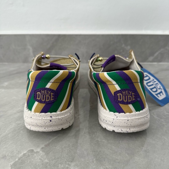 Women's Hey Dude Wendy Mardi Gras Casual Slip On Shoes Sparkle Party Size 10 - Picture 10 of 16